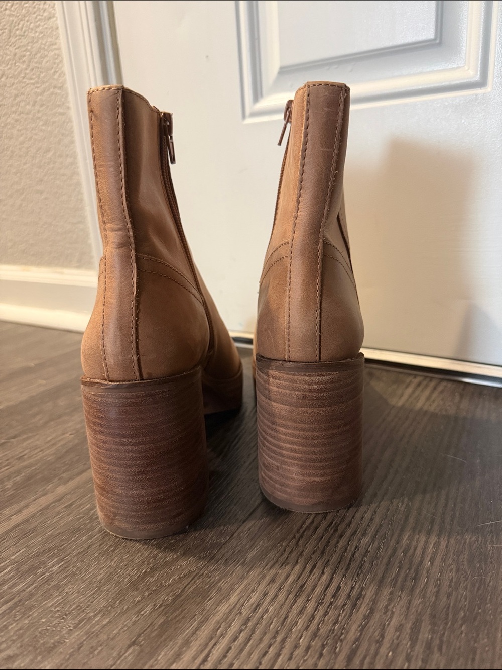 Lucky Brand Tan Leather Platform Ankle Boots - Picture 2 of 4